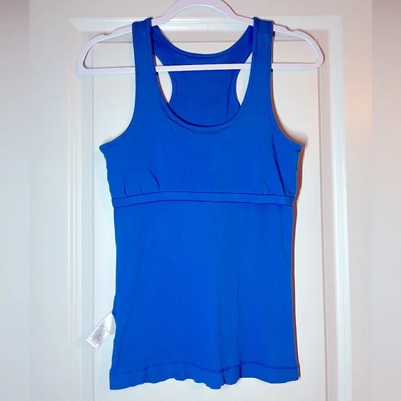 SOLD Nike | Ribbed Racerback Tank with Shelf Bra Size Large - Picture 3 of 5